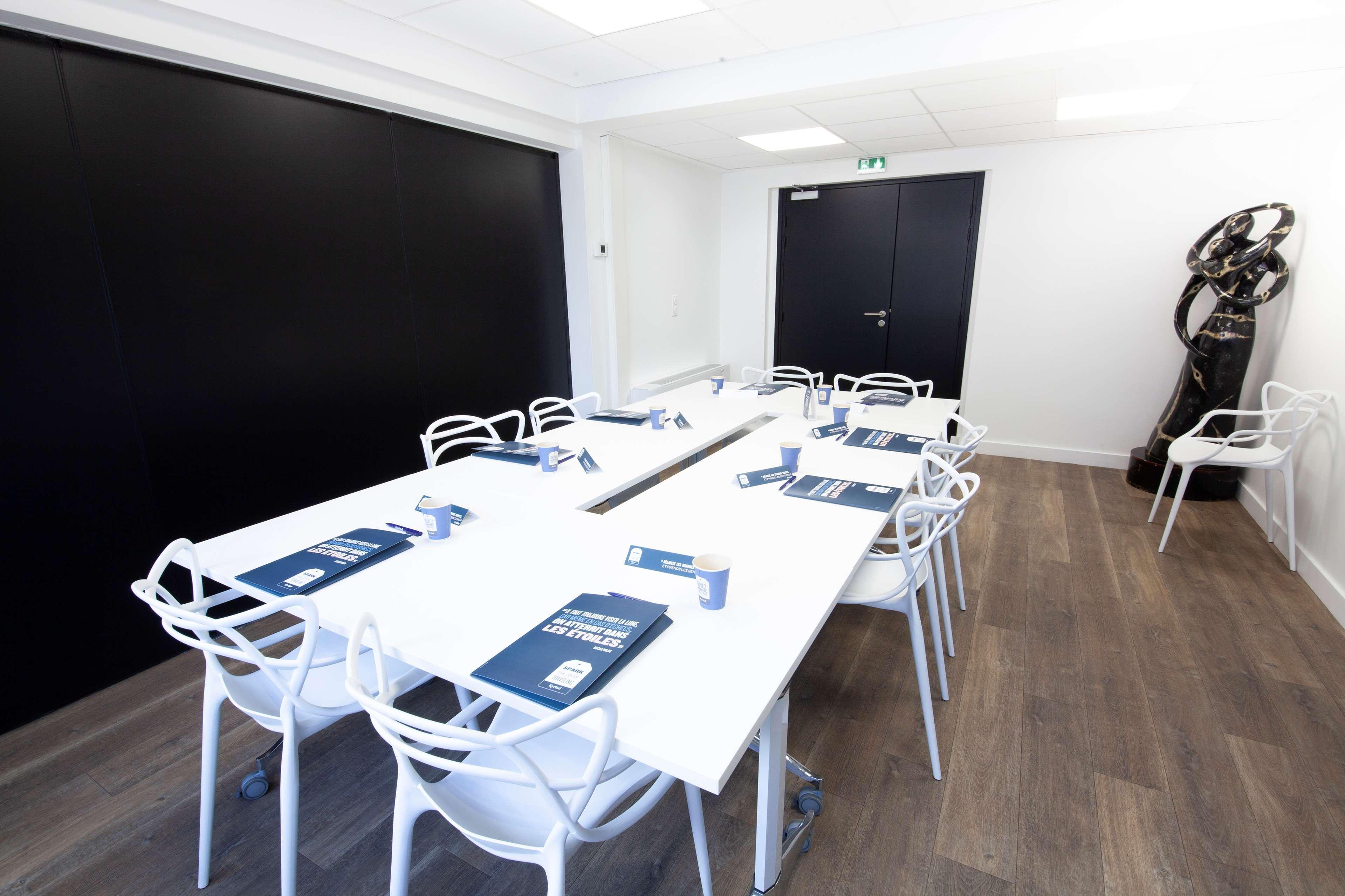 Kyriad Hotel Clermont Ferrand Centre מראה חיצוני תמונה