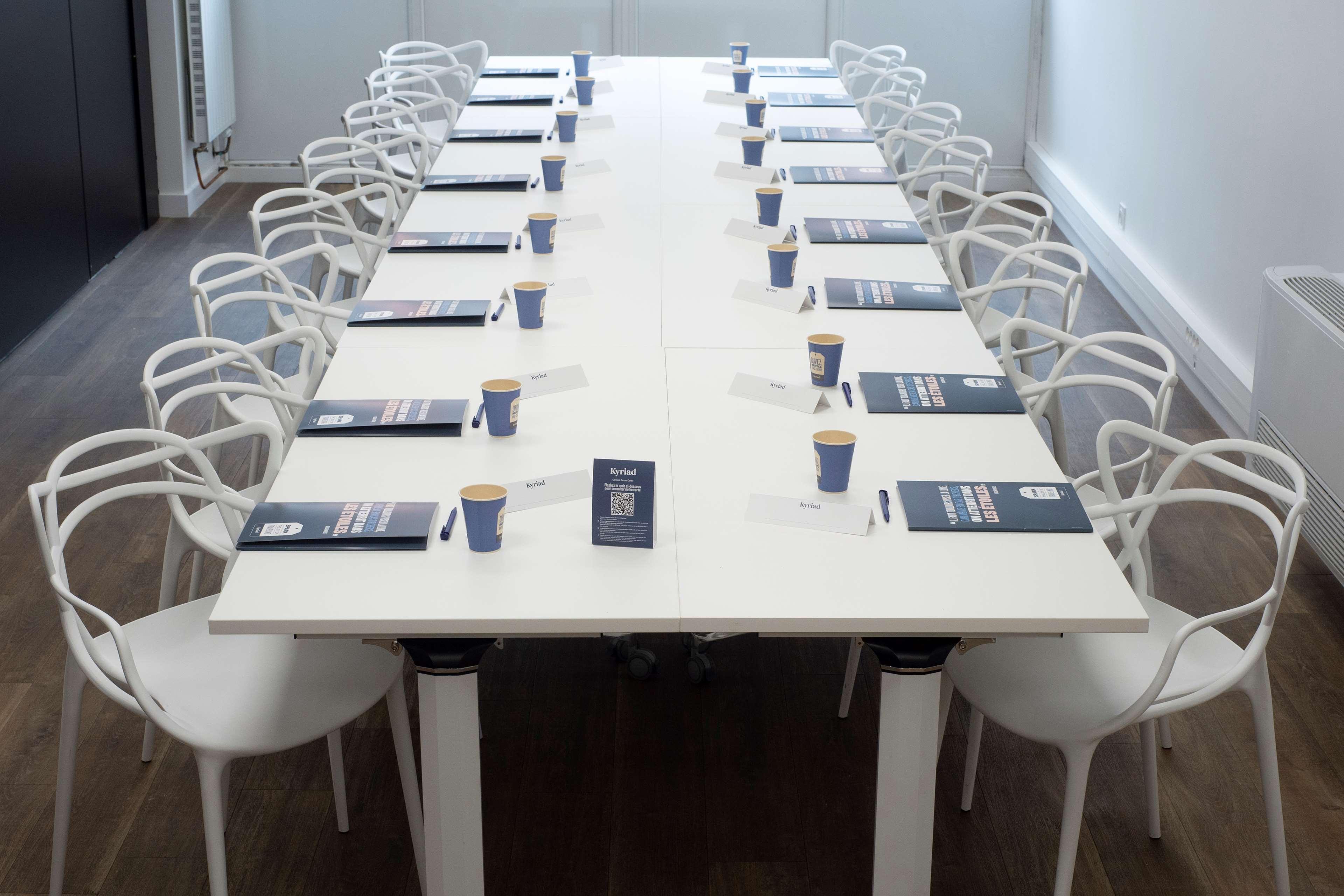 Kyriad Hotel Clermont Ferrand Centre מראה חיצוני תמונה