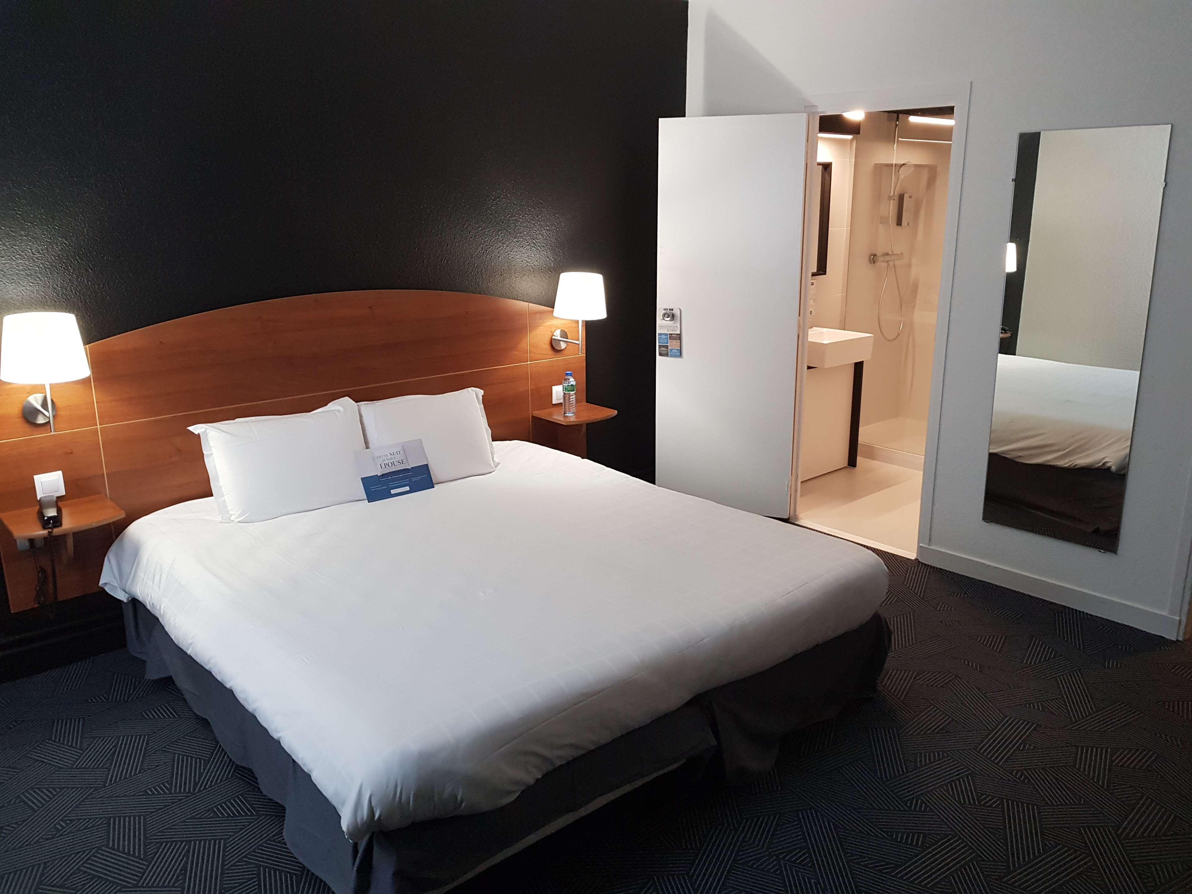 Kyriad Hotel Clermont Ferrand Centre מראה חיצוני תמונה